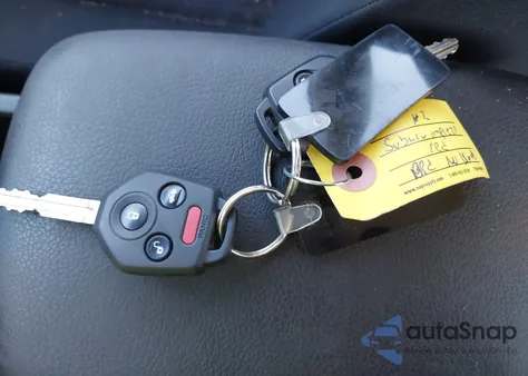 2013 Subaru Impreza 2.0I Premium из США, поврежденный, VIN JF1GPAC64D2892950